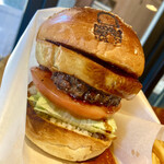 Burger Revolution Tokyo Wine & Bar - 