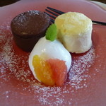 96CAFE - チーズスフレとチョコスフレ