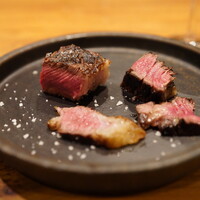 アラルデ - 鹿児島県産 南国黒牛リブロースの薪炭焼き