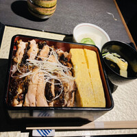 炭焼きうなぎ・かしわ 登河 - 