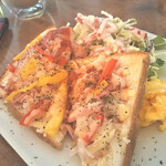 柊山ガーデン - ピザトースト