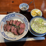 たんや善治郎 - 牛ハラミ塩焼き丼 ¥1250円