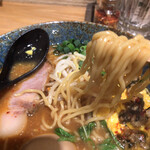 ラーメン札幌　一粒庵 - 麺リフト