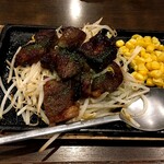 Shirokiya - 『カミナリステーキ』のカットステーキ。