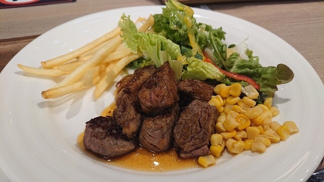 肉料理専門バル Voler 心斎橋 ダイニングバー 食べログ 肉料理専門バル Voler 心斎橋 ダイニングバー 食べログ