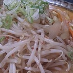 あじわい食堂 - あじわいラーメンのトッピング