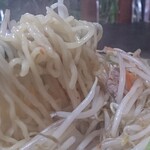 あじわい食堂 - あじわいラーメンの麺