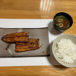 鰻はし本 - 横山さんの鰻の3番仔の蒲焼き