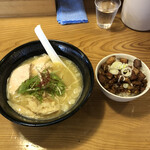 小川商店 - 鶏白湯そば＋炒めチャーシュー丼