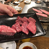 焼肉 どんどん 東通り店