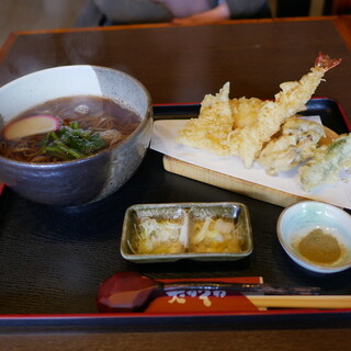 お洒落そば屋 たかくわ_1