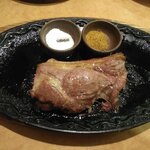 Saizeriya - ラム肉のランプステーキ。
