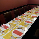 ジョンティ - 今回は二階を貸切で14人の宴會
      参加者はアルザスワインをこよなく愛する
      呑ん兵衛達（笑）