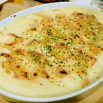 ジョンティ - マンステールのグラタン
      マンステールとアルザスワイン！
      これはもう教科書通りの王道の組合せ
      