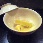 車力門 ちゃわんぶ - 下の色白が京都、上が宮崎の筍。味くらべ…