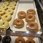 Krispy Kreme DOUGHNUTS - 