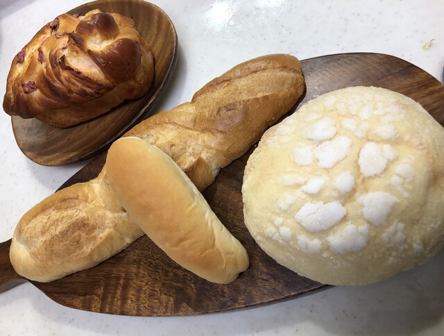 郡山の人気ベーカリーBAKERY BAMBI｜手作りパンとスイーツが楽しめるカフェ