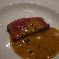 La Brianza - あか牛のシャトーブリアン・トリュフとフォンドヴォーのソース