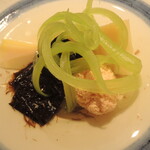 富小路 やま岸 - 鯛の子と筍と十六島海苔の炊き合わせ