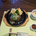 ステーキハウス 蜂 - 