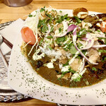 ARASH Exotic Dining - ケバブカレーM 800円、こりゃないでしょうってくらいのパクチーまみれ