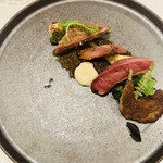 レストラン ラ・フロレゾン・ドゥ・タケウチ - フランスの鳩は2種類の調理法だって！