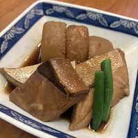 浅草 魚料理 遠州屋 - 「ぶり大根」600円。