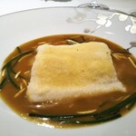 マノワール・ディノ - 魚料理　舌平目のブレゼ　アルベールソース