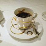 マノワール・ディノ - 