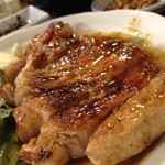 分厚い豚ロース生姜焼き