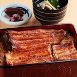 鰻魚盒飯『松』 (鰻魚蒲燒1條+1/4條)