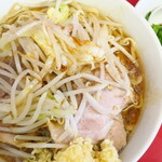 ラーメン二郎 - ラーメン小＋ニンニク多め＋青ネギ