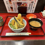 北海道料理 ユック - 北海天丼定食(海老、ホッケ、鮭、ししとう、かぼちゃ、茄子)