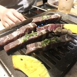 焼肉ももたろう - 