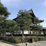 コリス - 近くの建仁寺