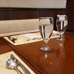 アチェーロ - 内観