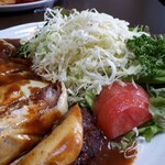 レストランメロディ - ポークカツレツチーズ焼き(1580円)　山盛り野菜