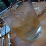 レストラン ルミエール - 食前酒にノイリードライをロックで