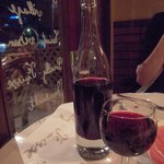 シェ・トト - ５００ｍｌ【１５００円】のデカンタ♪がぶがぶぐびぐび～ぷは～。