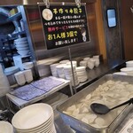 陳家私菜 - ランチメニューall850円(税込)で、ライス・スープ・サラダ・杏仁豆腐・水餃子がセットで付いていて(セルフサービス)、水餃子以外はお替わり１回可という最強コスパです★★★