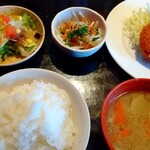 Wasshoi - メンチカツ定食
