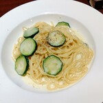 セレーノ食堂 - シンプルなゴルゴンゾーラのスパゲッティ