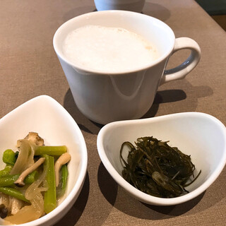 自然の薬箱 カフェ&キッチン_1