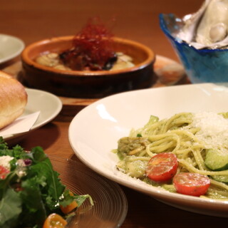 Lunch限定 生牡蠣2種 や大人気 牡蠣のアヒージョ 選べる絶品パスタorドリアは全7種 2800円 税込 スパイラル 渋谷パルコ店 渋谷 イタリアン 食べログ Lunch限定 生牡蠣2種 や大人気 牡蠣のアヒージョ 選べる絶品パスタorドリアは全7種 2800円 税込 スパイラル 渋谷パルコ店 渋谷 イタリアン 食べログ