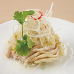 Steamed chicken with onion ginger sauce