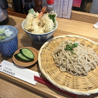 はなこそばページ スタンド JAPA SOBA HANAKO（ジャパ ソバ ハナコ） 』都会的な
