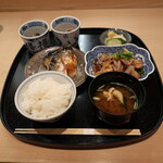 恵比寿 笹岡 - 生姜焼と焼きサバの定食　1500円