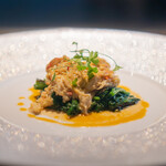 GINZA FUJIMARU - ズワイガニのポシェとちぢみほうれん草のソテー ナンチュアクリームソース