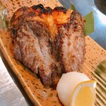 やまよこ鮮魚店 - 本マグロ喉肉の塩焼き