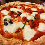 ラ・ピッコラ・ターヴォラ - ブファリーナ